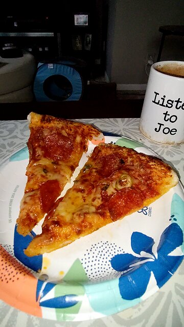 Lunch, Happy's Pizza, Cherry Hill Rd, Dbn Hgts, MI, 12/22/25