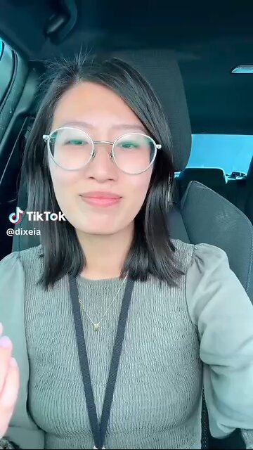 Deaf oralist misspoke "beach"