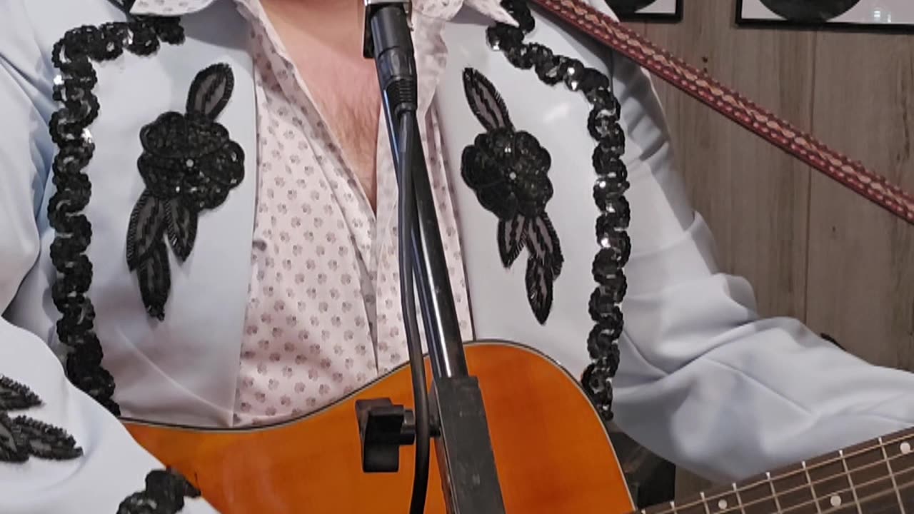 cover of Billy Crash Craddock - Don't Destroy me.