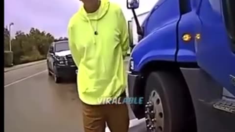 Ele nunca mais trabalhará em caminhões!