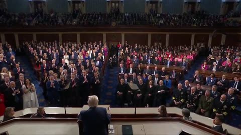 🚨🔥Democrats REFUSED to stand and applaud for bringing back law and order to America's cities.