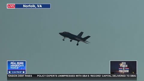 F-35C LANDING