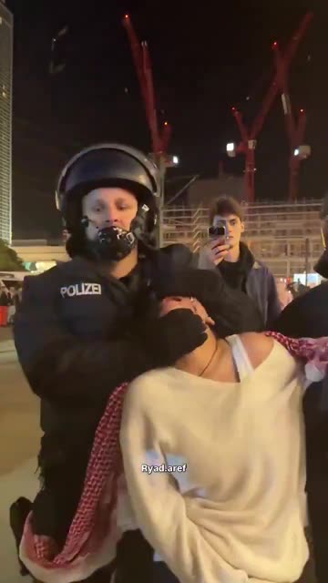 German police CRACK DOWN on pro-Hamas chaos.