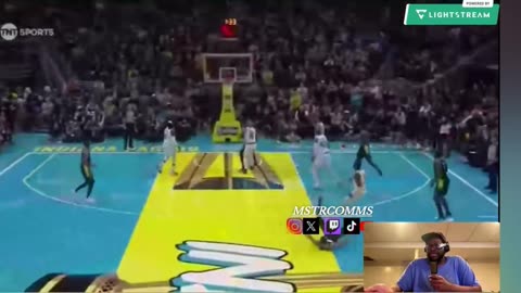 Bro That Jumper Getting Jiggy 😂🔥