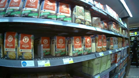 Testar Sportkameran. Inne på Krämaren-Ica. Örebro 18 Nov. 2025