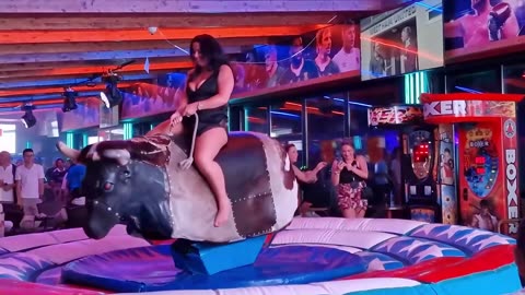 SERIOUSLY!?? 😲 CRAZY MECHANICAL BULL RIDING in BENIDORM Spain 4k 2025 🔥
