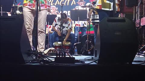 Charlie Aponte - Esos Ojitos Negros - Fiestas de la Placita de Santurce, Diciembre 11, 2022