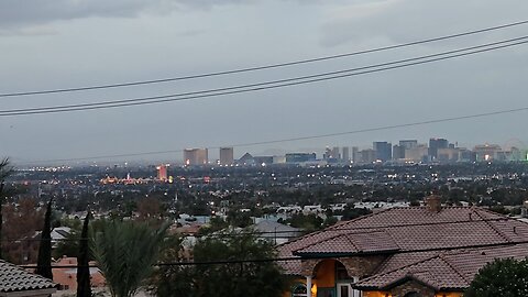 Did you SEE tonight's SOUPY Las Vegas sunset? Check THIS out! 10.14.2025 #follow #lasvegas #gaming