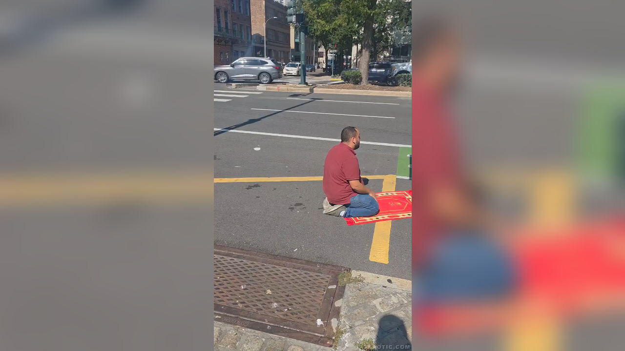 Concerned citizen checks on retard