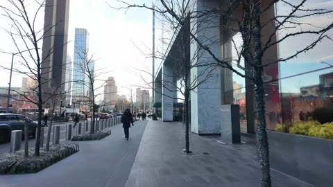 🗽 NYC Live 🔴 Walk (Chat on YouTube)