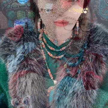 20251025-01 Turquoise Beads: Round Particles Hiding Ore Vein Essence