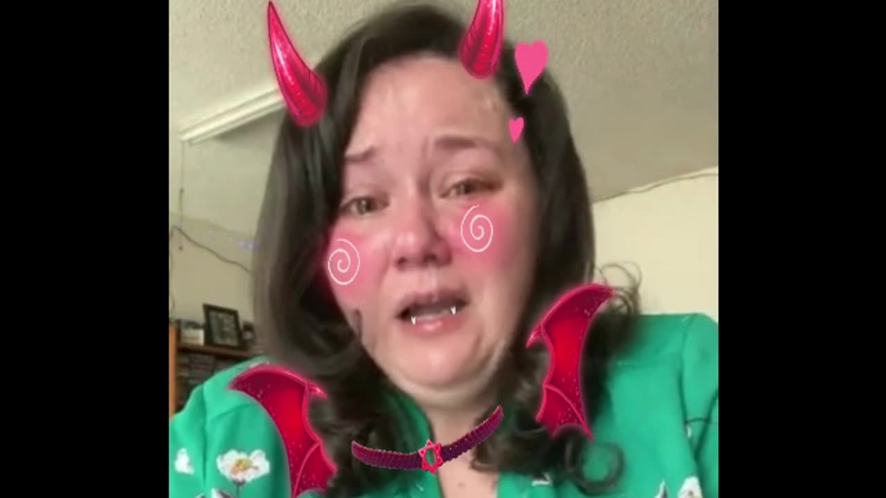 LC - Talks to Fiancee's Mom...