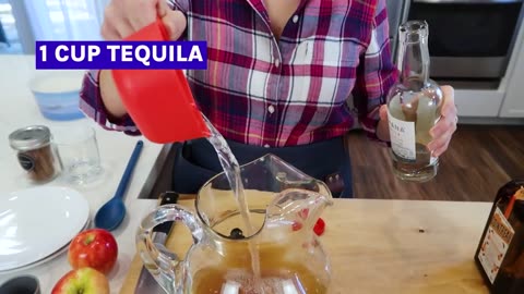 Pitcher-Sized Thanksgiving Margarita Recipe