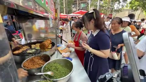 China Street Food Market Tour: Xi’an Breakfast Feast You Can’t Miss