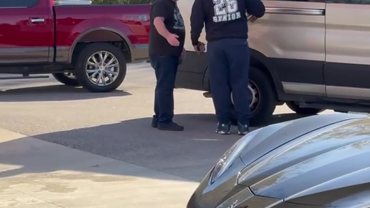 Ex Marine Confronts Man at Gas Station