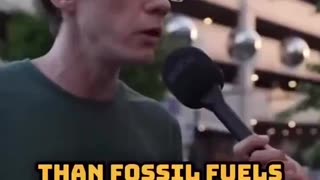 Random regular dude exposes the entire Climate Scam in a minute flat.