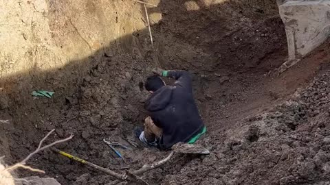 Koulie Kyle going to the center of the Earth via Sewer Style