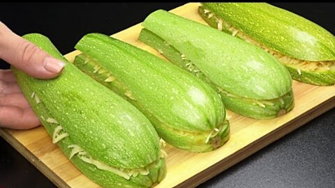 The most delicious zucchini recipe! I cook them every day!! Easy delicious recipe!!!!!!!!