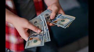 National Economic Council Director Says Americans Will Likely Get 20K in Tax Refunds