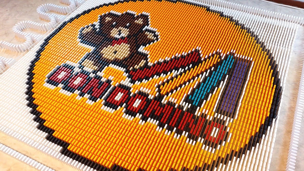 DON DOMINO Logo Made From 5,500 Dominoes!