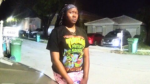 Daughter & Dad Reveal What Mom Does When Nobody Around