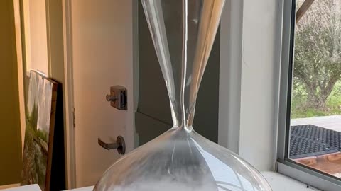 Satisfying Water Hourglass