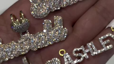 Gold & Natural Diamonds Custom Diamond Nameplates