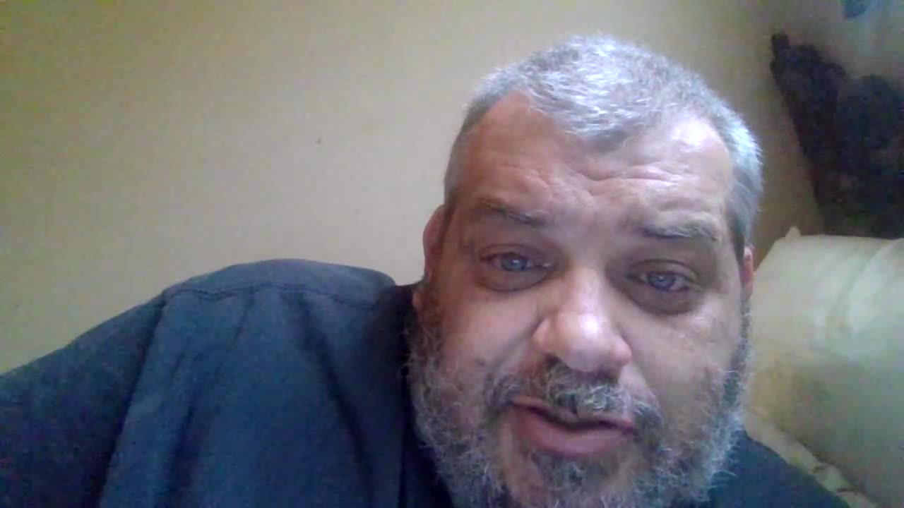 Antifa Terrorists Seen Unloading Supplies Outside Chicago Ice Facility