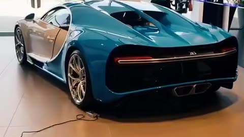 🏎️💨 Bugatti Veyron vs Chiron: Which is Your Dream Car? | LuxurySportsCars