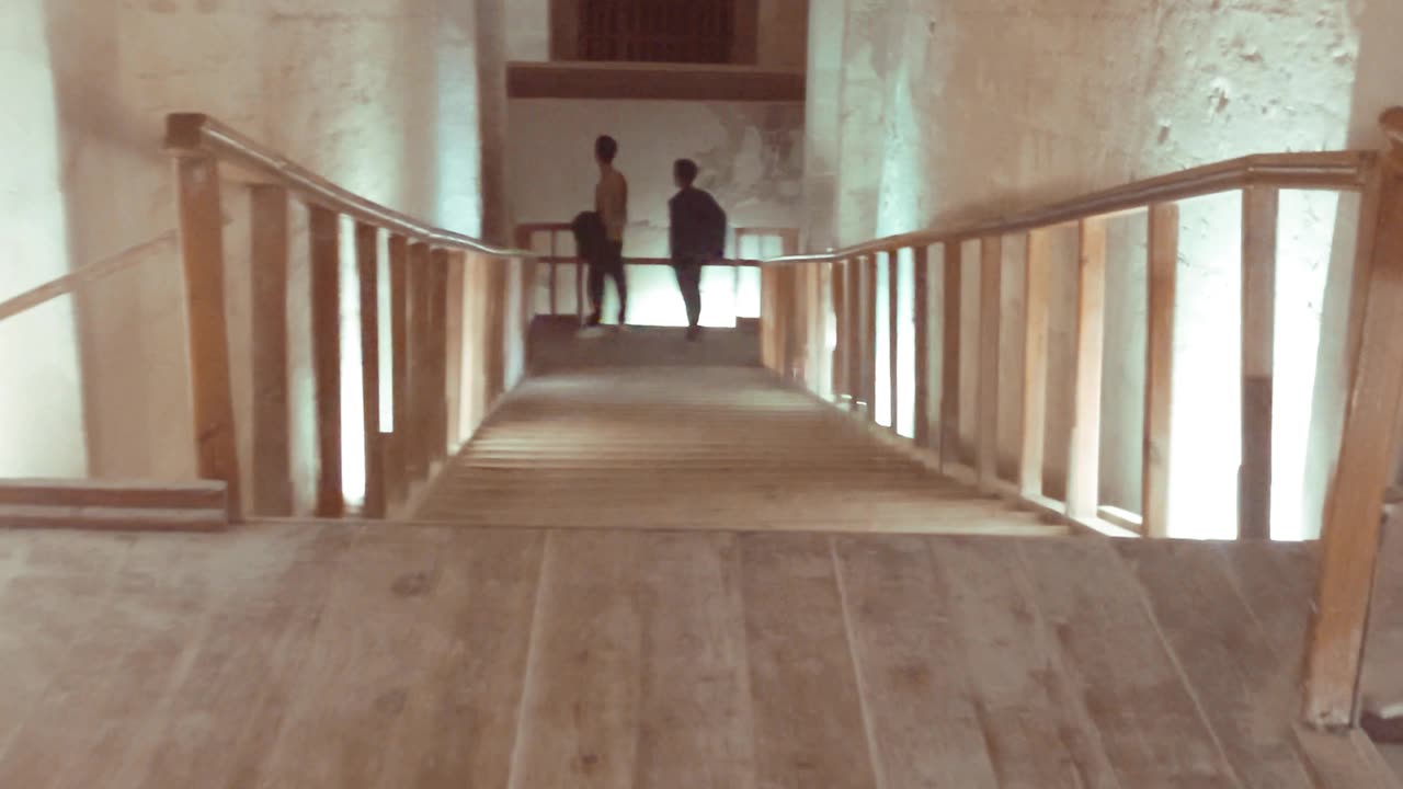 Entering Tomb of Ramses III in The Valley of The Kings!