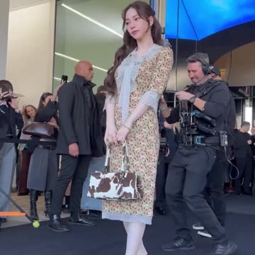 aespa's Karina is a princess at the Prada Fashion Show