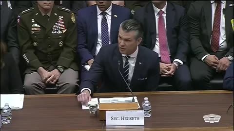 Hegseth: “Mental Health Issues” in Gender Debate at Hearing