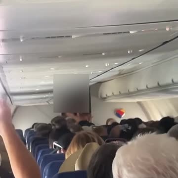 Woman Strips Naked and Causes Chaos on Southwest Airlines Flight | March 3, 2025