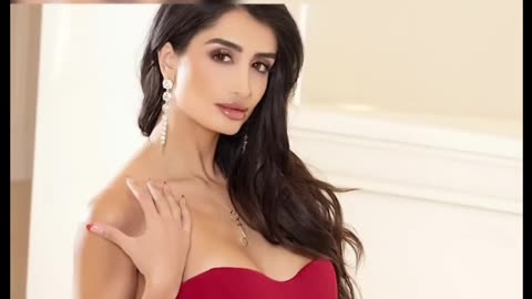OnlyFans Model Accused of Stealing from Wealthy Older Men