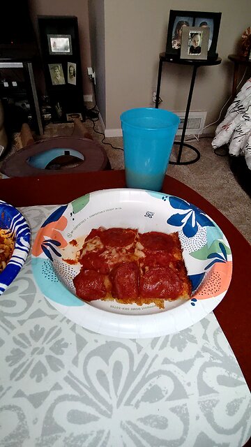 Meal, Jet's Pizza, Ford Rd, Dbn, MI, 1/30/26