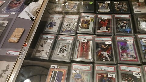 New Episode! Card Hunting in the Wild - Episode 235 Card Show hunting! #sportscards