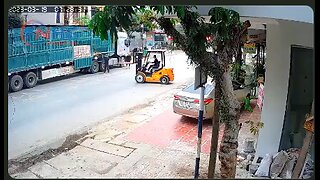 Forklift in the road - 🏍️ Biker zooming past...what could possibly go wrong? Ouch.