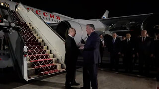 Colorida bienvenida a Putin en Tayikistán