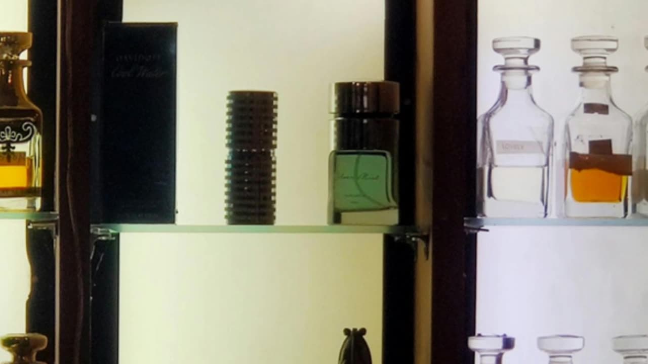 Your Scent = Your Story (Shorts)