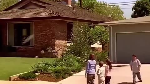 🚗😂 Saturn's Ironic Car Commercial from 2003! | FeedMyCuriosity