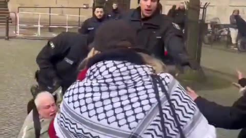 Germany 🇩🇪 Protesters against genocide of the Palestinians