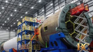 Blue Origin rolls out powerful New Glenn rocket for testing ahead of Mars launch