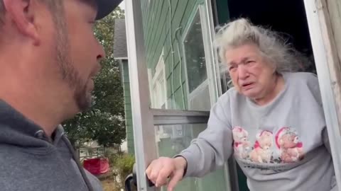 ❤️ An 85-year-old widow in North Carolina asked a tree removal company for firewood