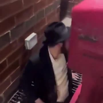 Jew holes in New York_