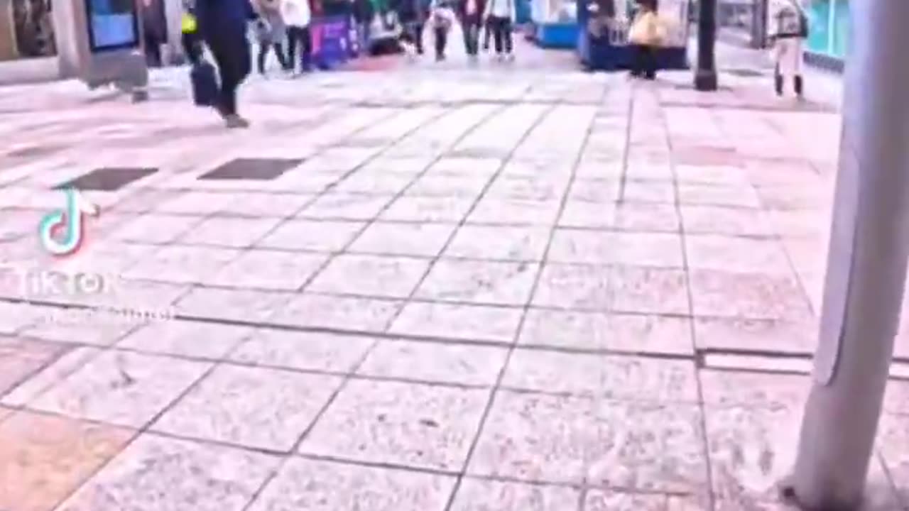 Welcome to Ireland, sorry, there aren't many Irish people here.