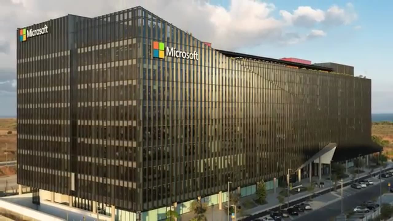 🚨Lawyers SCRAMBLE As Trump Just DROPPED Microsoft BOMBSHELL