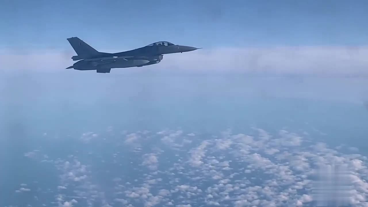 This video is commented on by former military pilot and blogger Fighter Bomber