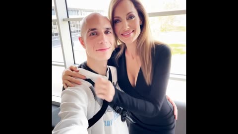 ANGELINA JOLIE KISSES ME ALL OVER AGAIN