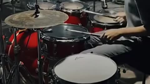 CHECK OUT THIS DRUM SOLO