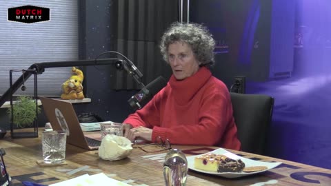 Russisch Roulette met Naalden - Désirée Röver Dutch Matrix